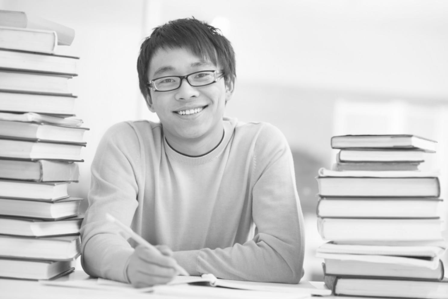 Teilnehmer beim interaktiven Finanzworkshop mit Budget-Tracking Tools